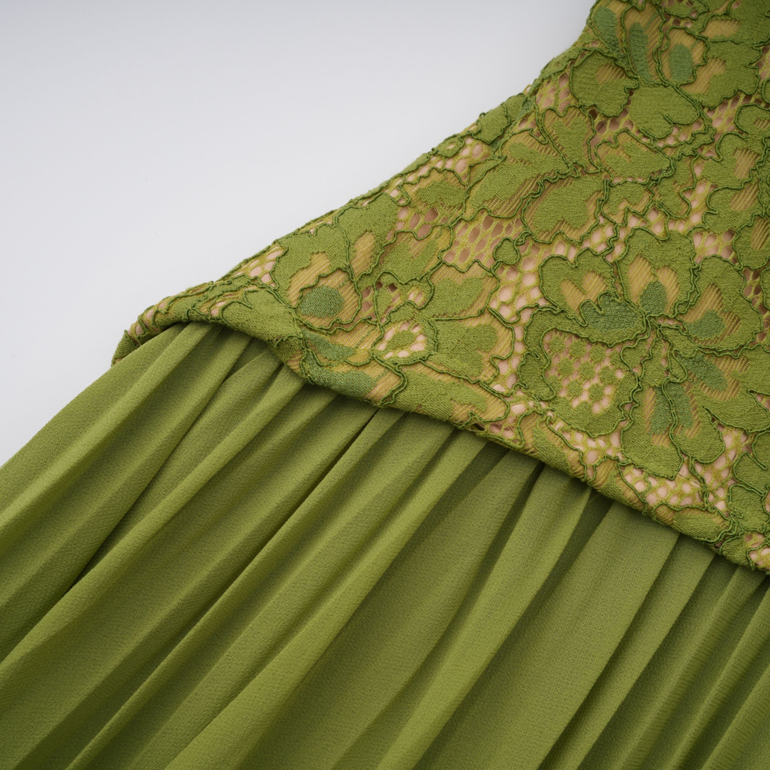 Melivya™ Emerald Corset Gown