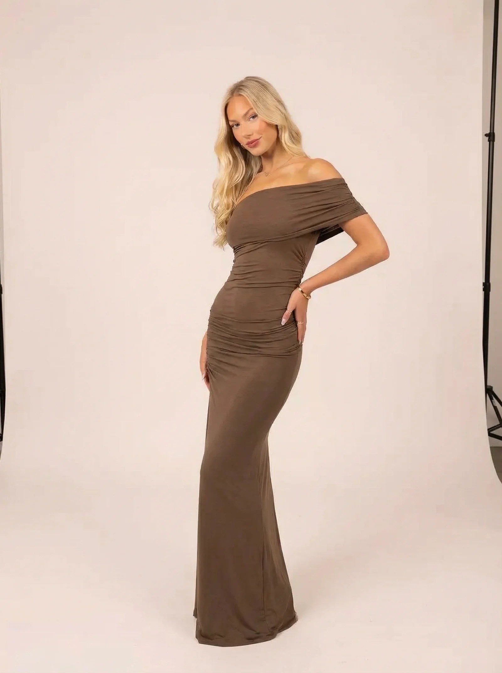 Melivya™ Brown Oblique One Shoulder Bodycon