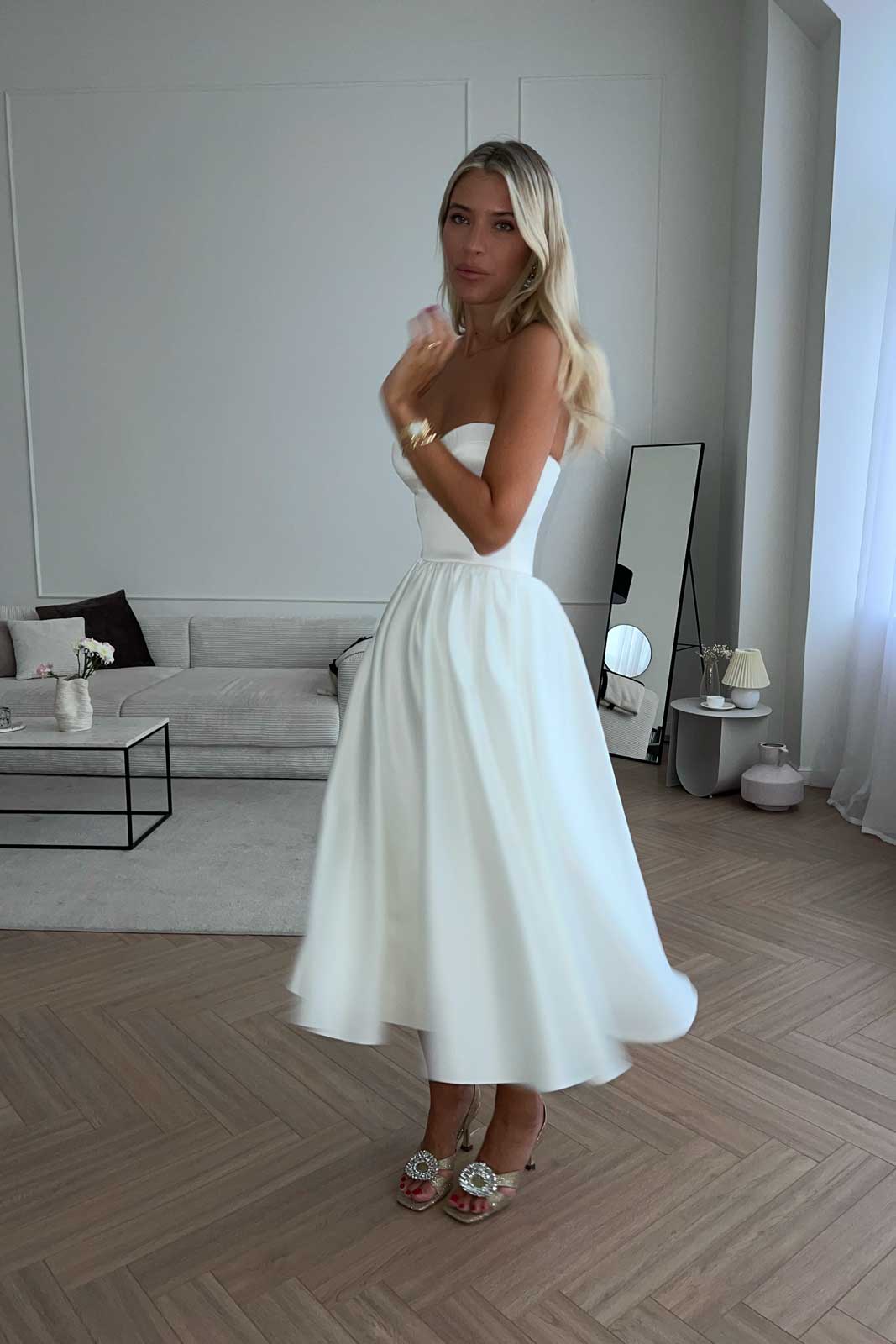 Melivya™ Bustier Pleated Bust Cups Midi Dress