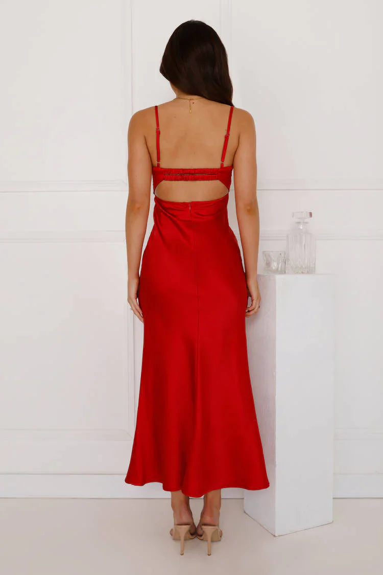 Melivya™ Rouge Amour Mermaid Gown