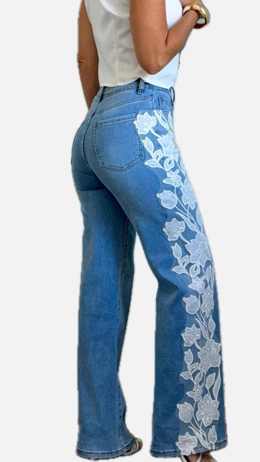 Melivya™ Bloom Trail Embroidered Jeans
