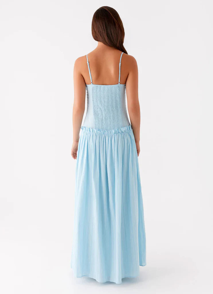 Melivya™ Azure Haven Tiered